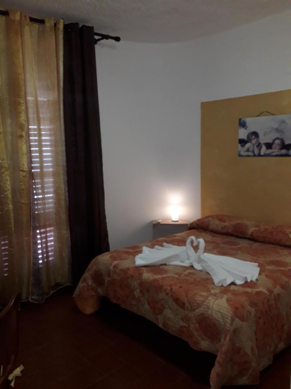 Milazzo Beach Bagian luar foto