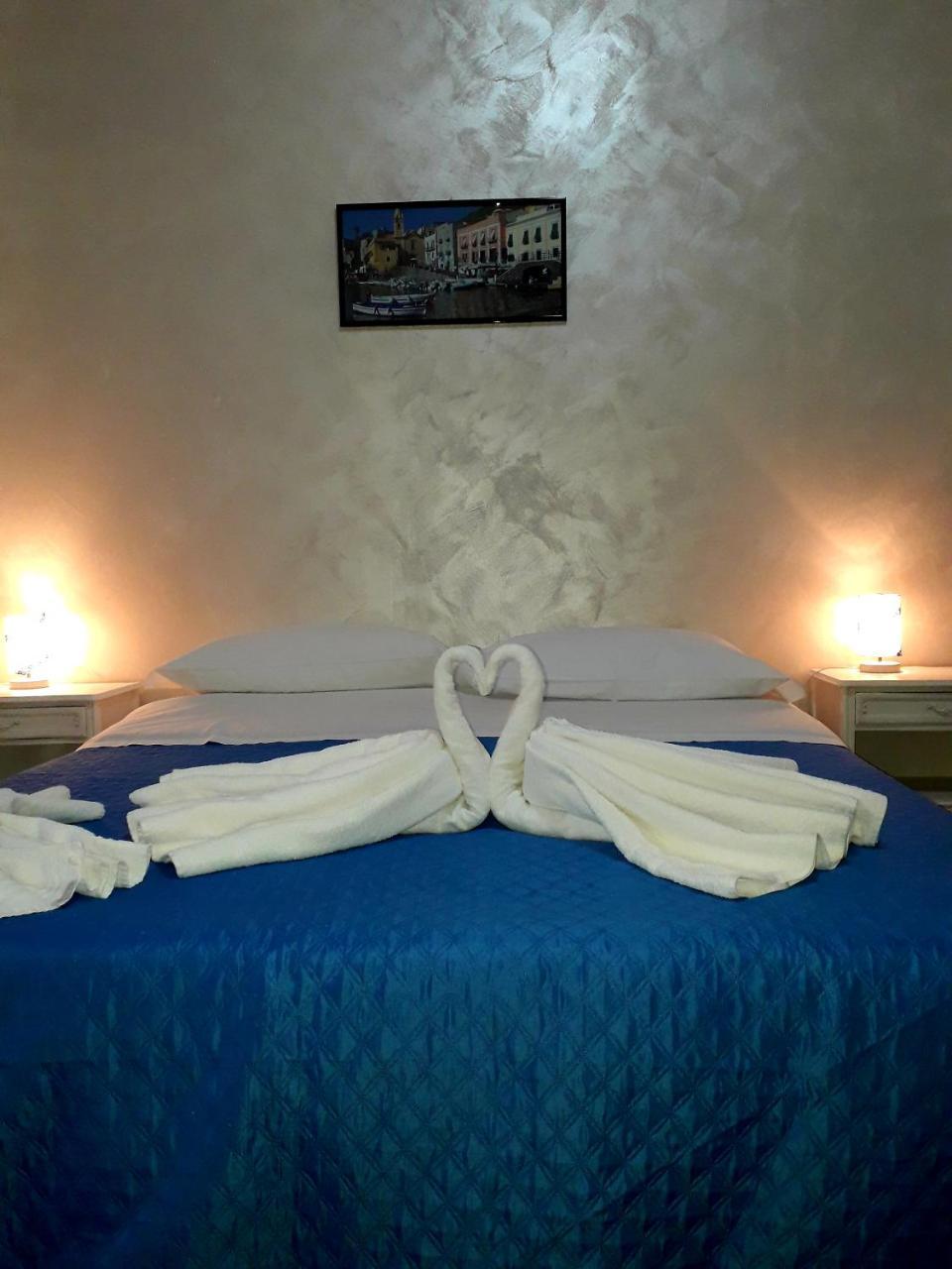 Milazzo Beach Bagian luar foto